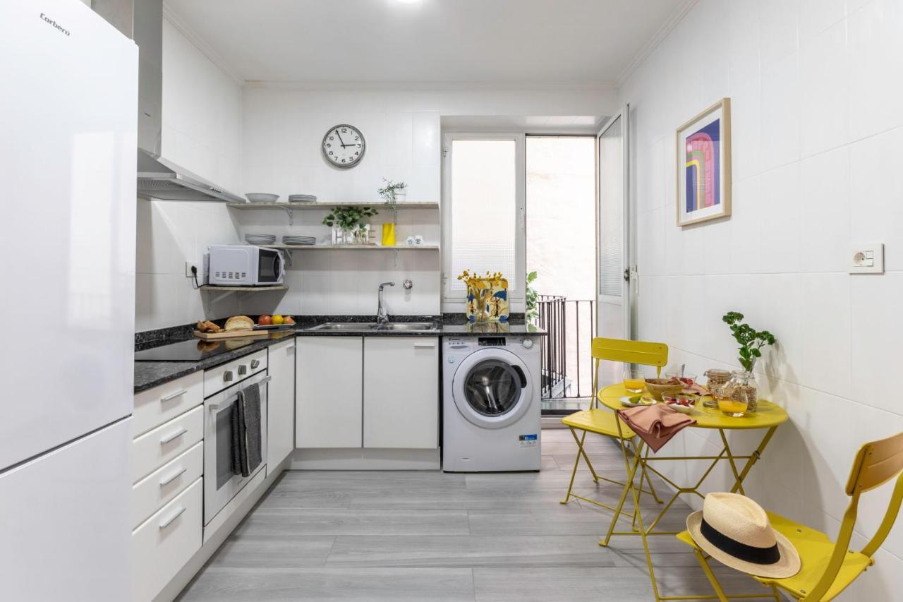 Inar Centrico Apartamento Junto Ayuntamiento & Ria Більбао Екстер'єр фото