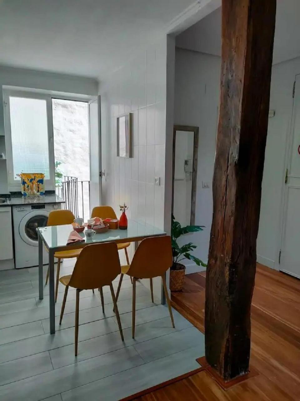 Inar Centrico Apartamento Junto Ayuntamiento & Ria Більбао Екстер'єр фото